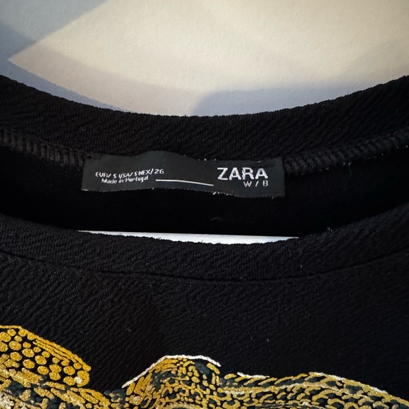 Zara Unique Black Top with Gold, Blue, White, Silver Accents Crocodiles/Flowers - Picture 3 of 6